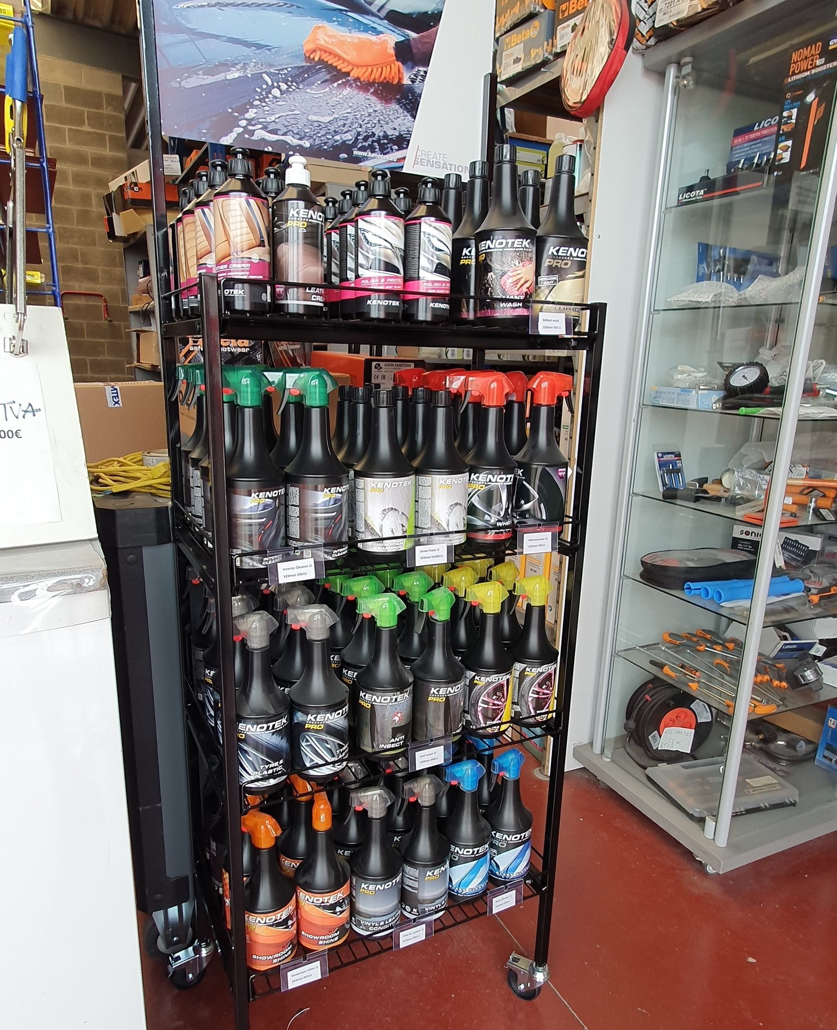 Produit et équipement pour carrosserie automobile